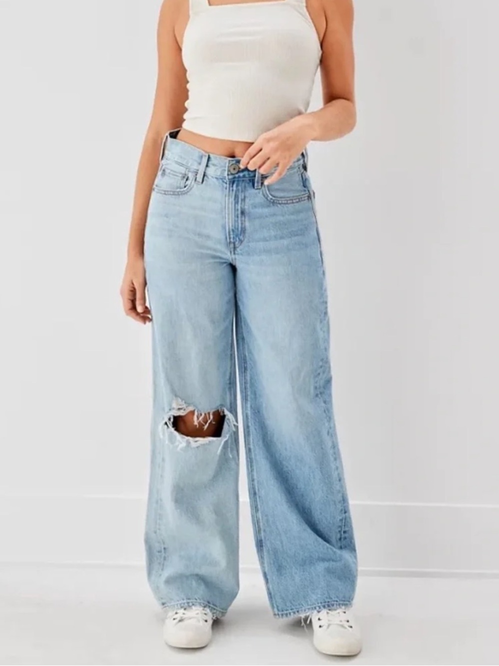 NWT American Eagle Skater Jeans • Split • Baggy